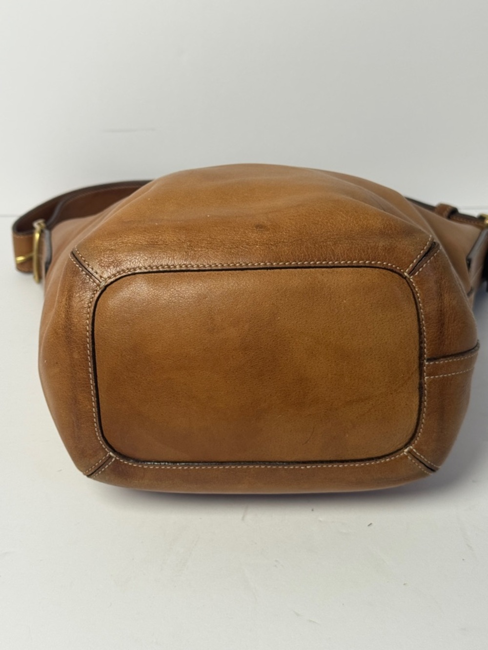 COACH Vintage Y2K 2002 Duffle Sac Bucket Bag Tan Leather Adjustable Shoulder Bag - Picture 4 of 16